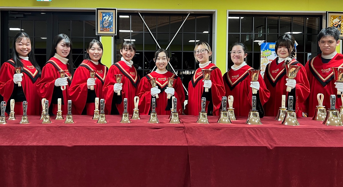 ハンドベル・ルチアLucciaがボランティア演奏を行いました！