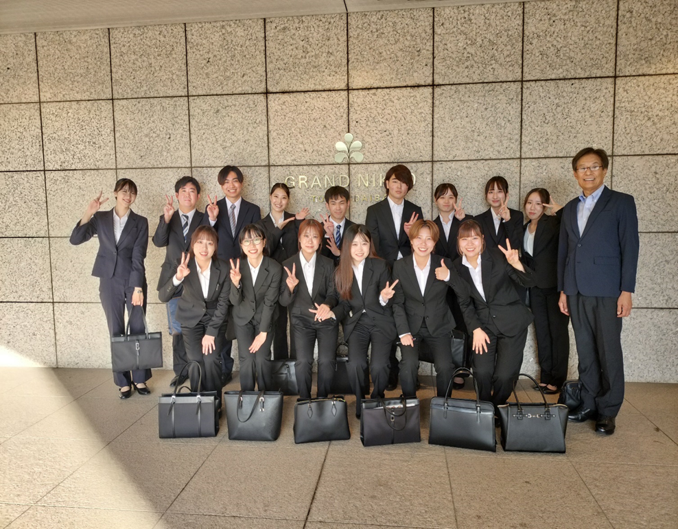 サービス経営学部「馬場ゼミ」ホテル見学会を実施