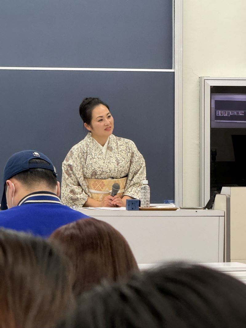 卒業生の小正園美さんにご講義いただきました　―先人に学ぶ―