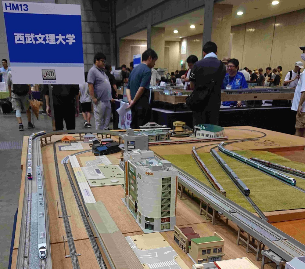 鉄道研究会が第23回国際鉄道模型コンベンションに出展しました。