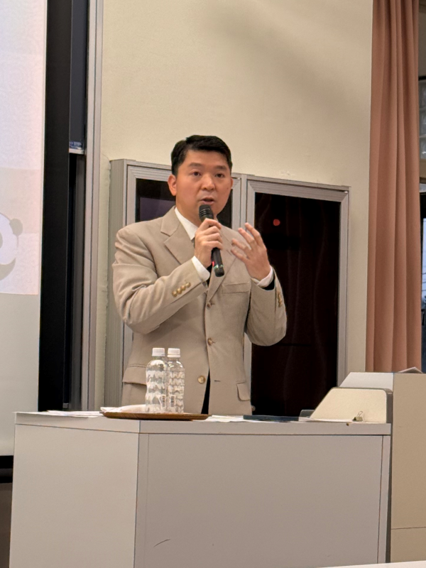 中国駐東京観光代表処 首席代表 欧陽 安 様にご講義いただきました