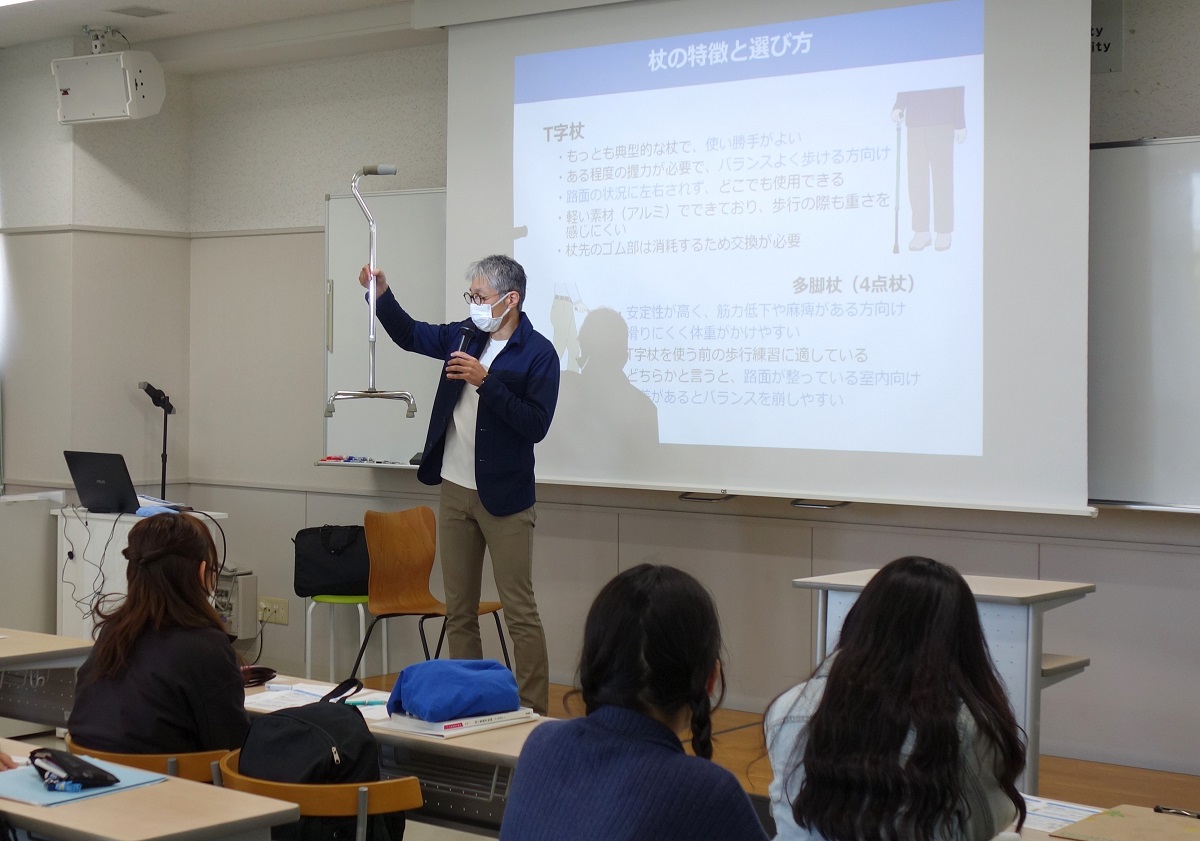 看護学部3年生・在宅看護支援論で生活リハビリを学ぶ！