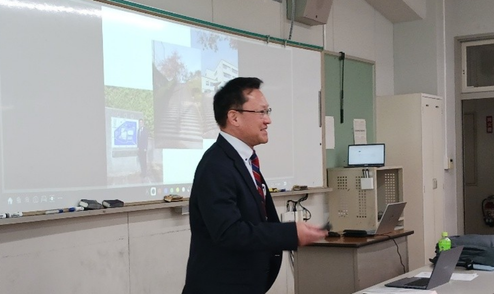土屋進一先生、5年連続で鳥取県「主体的・対話的で深い学び」授業助言者に選出